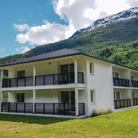 Loen Apartments