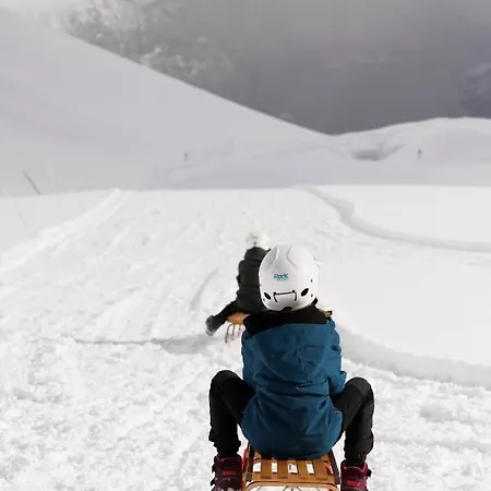 Loen Apartments Апартаменты *