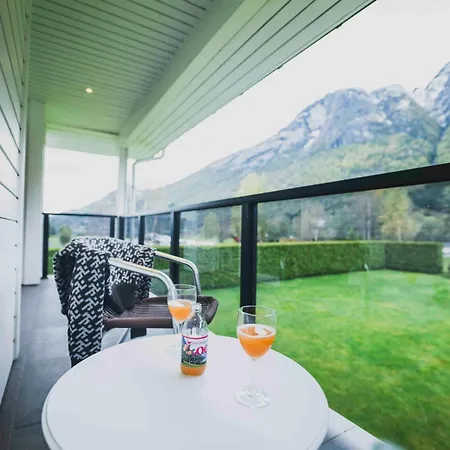 Loen Apartments