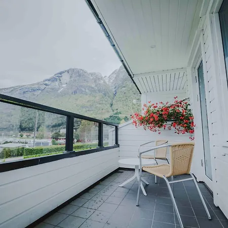 Loen Apartments * Loen